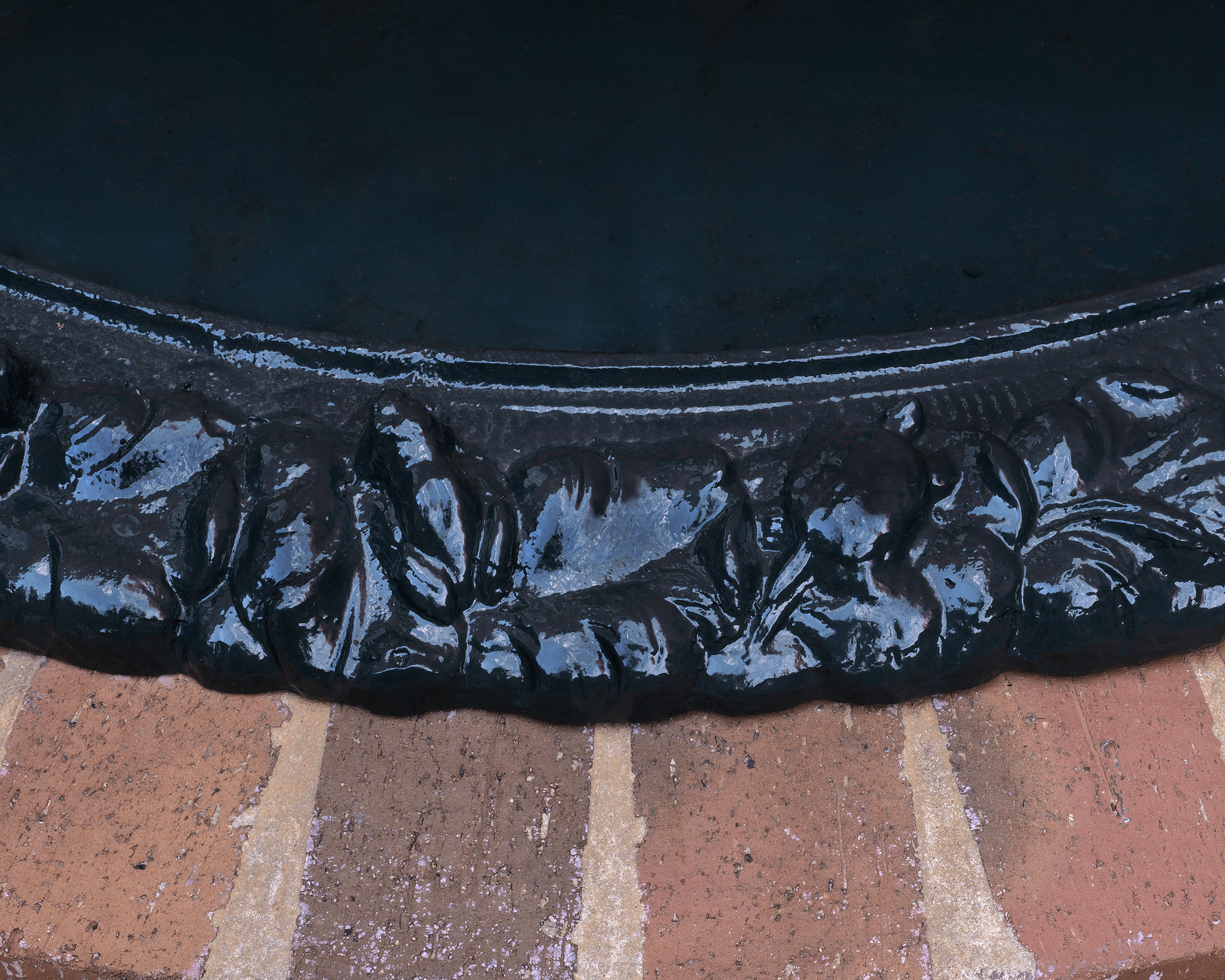 Victorian Fountain Pan Featuring Frogs and Turtles