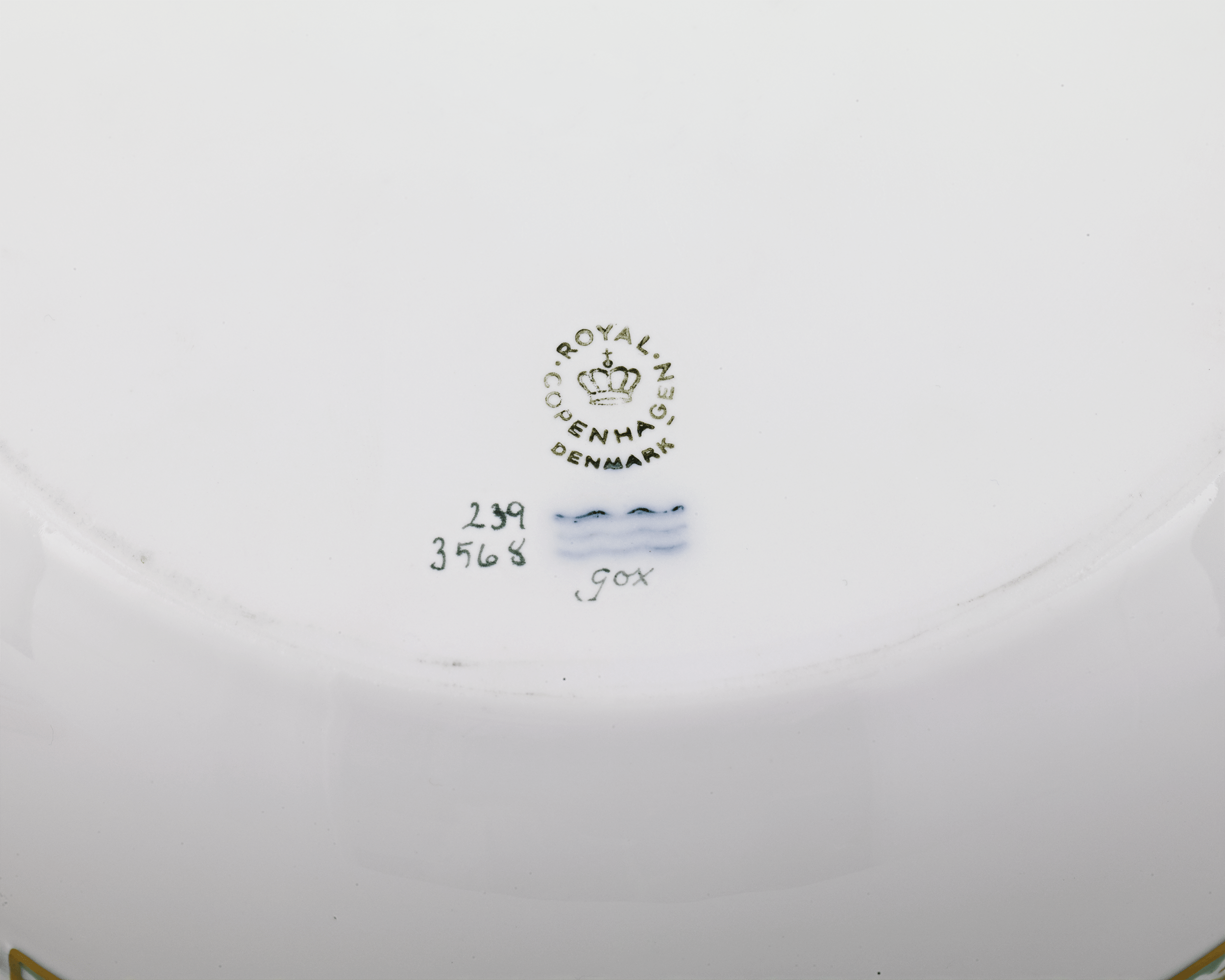 Flora Danica Game Series Covered Vegetable Dish