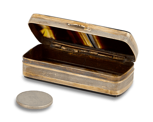 Black Agate and Gold Snuff Box