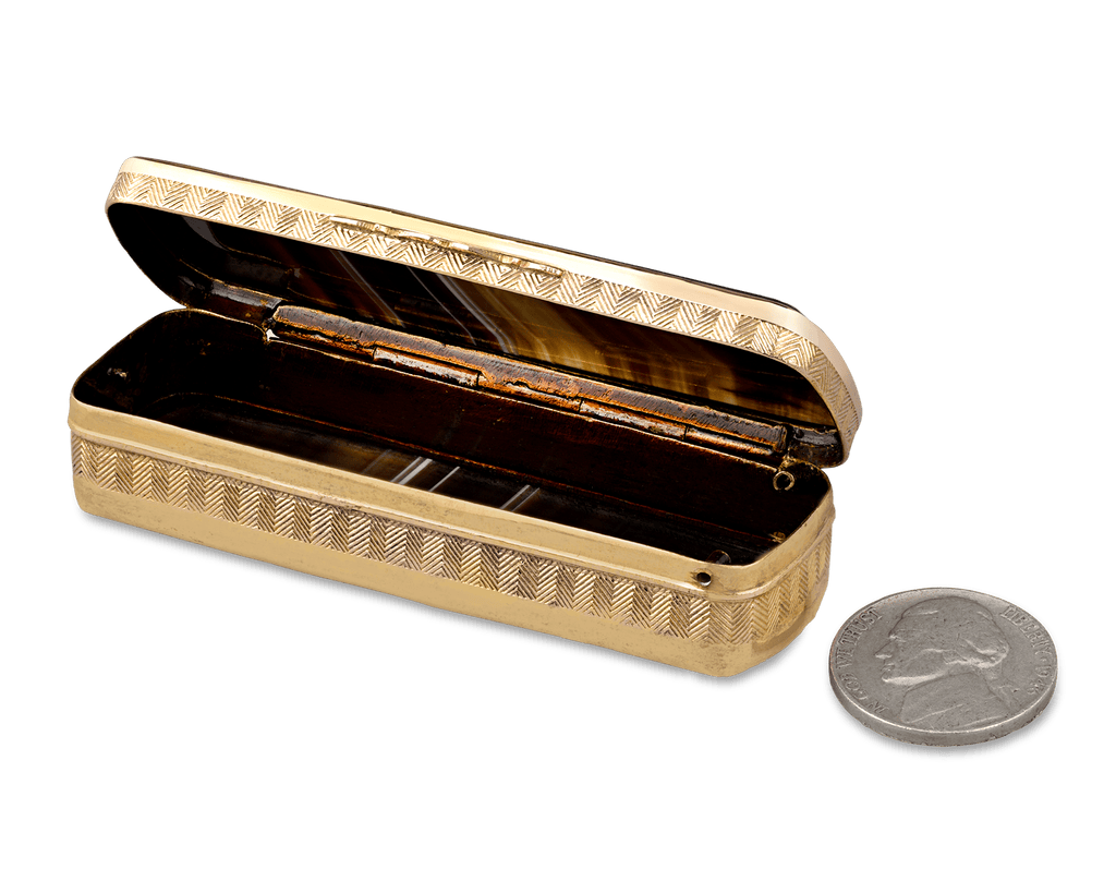 Rectangular Black Agate Snuff Box