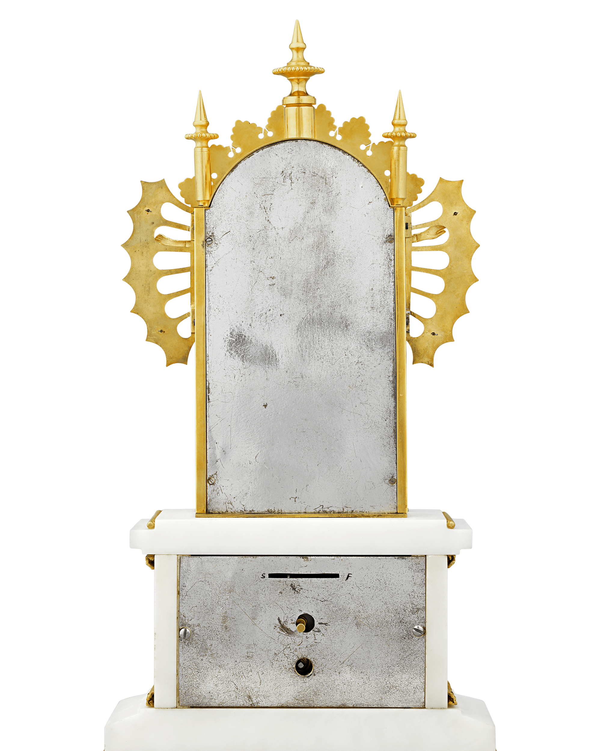 Bras en l'air Mantel Clock