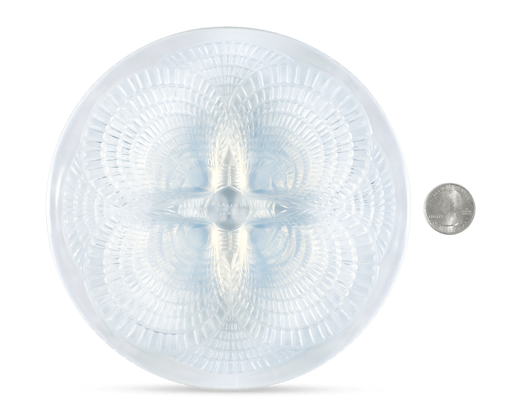 Small Glass Dish with Coquilles Opalescent Glass by René Lalique