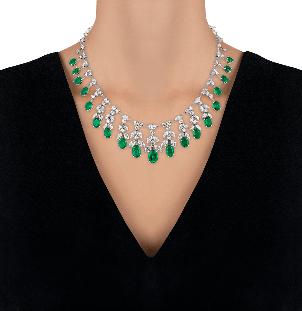 Colombian Emerald Necklace, 24.37 carats