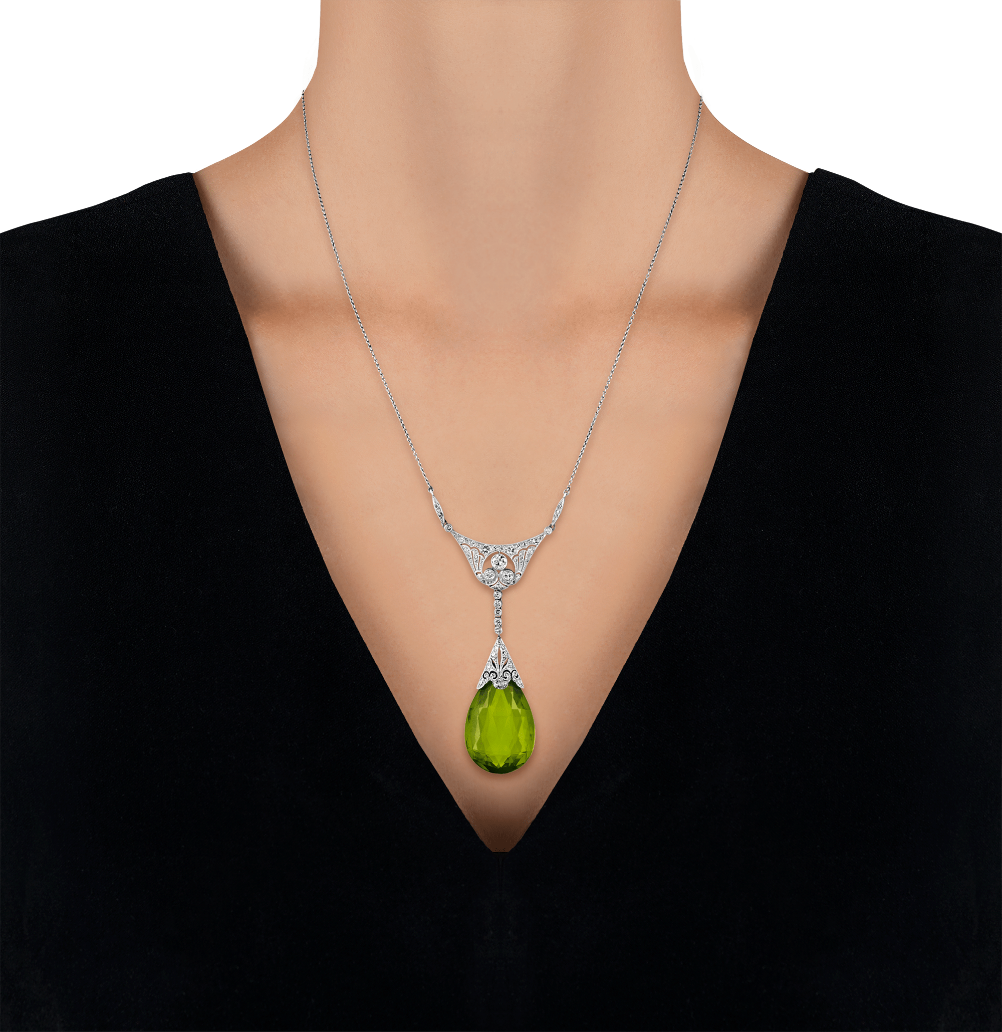 Edwardian Peridot Pendant, 30.00 carats