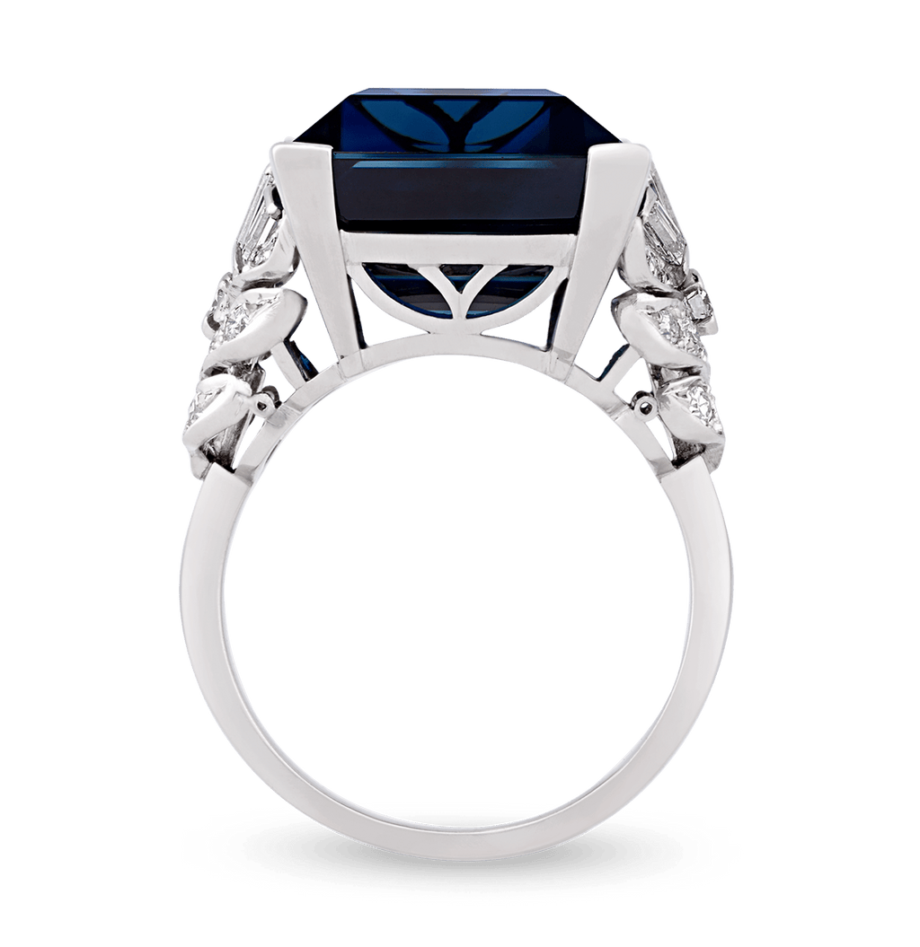 Untreated Sapphire Ring, 26.98 Carats