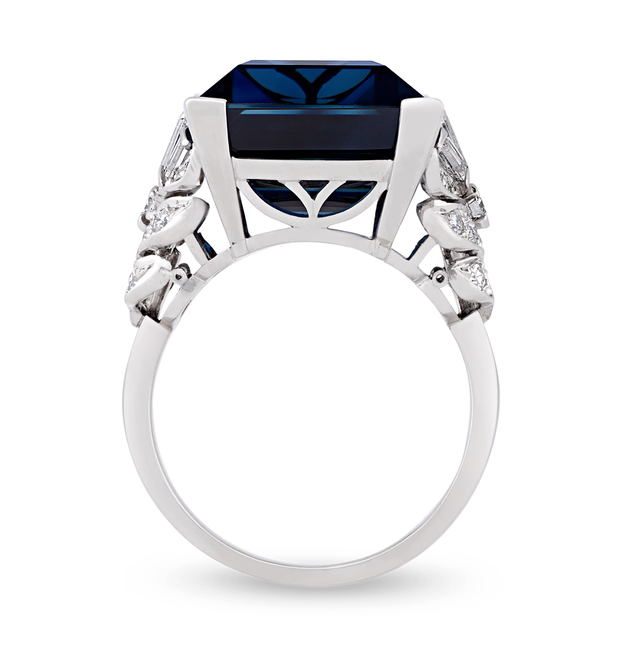 Untreated Sapphire Ring, 26.98 Carats