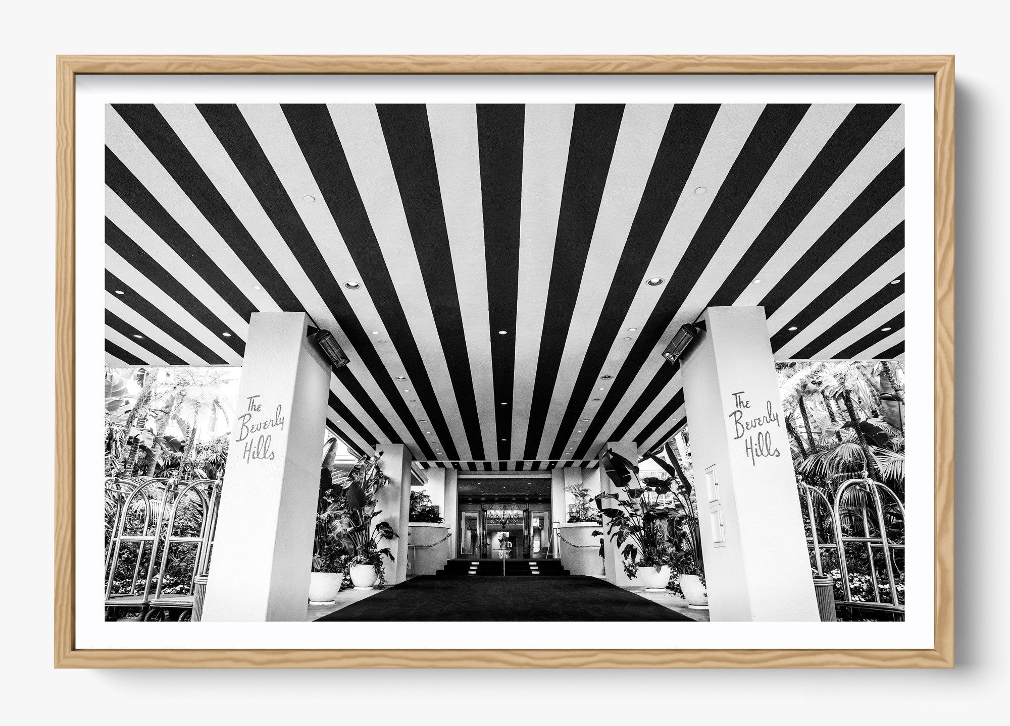 The Beverly Hills Hotel B/W