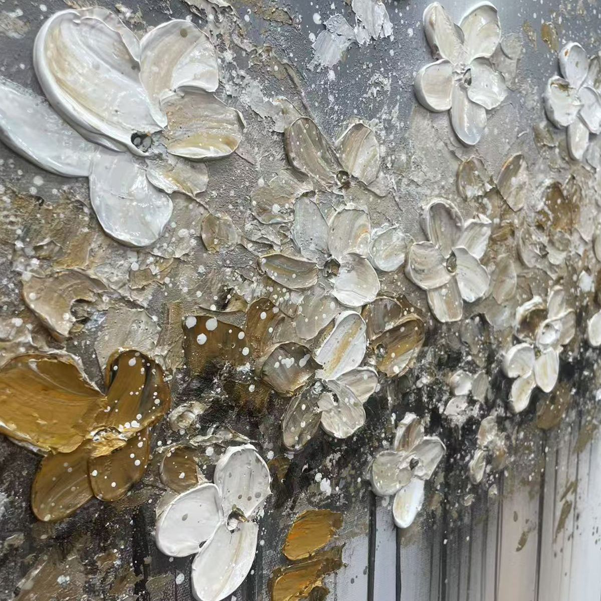 GOLDEN DRIFT: White and Gold Floral Abstract Painting for Living Room